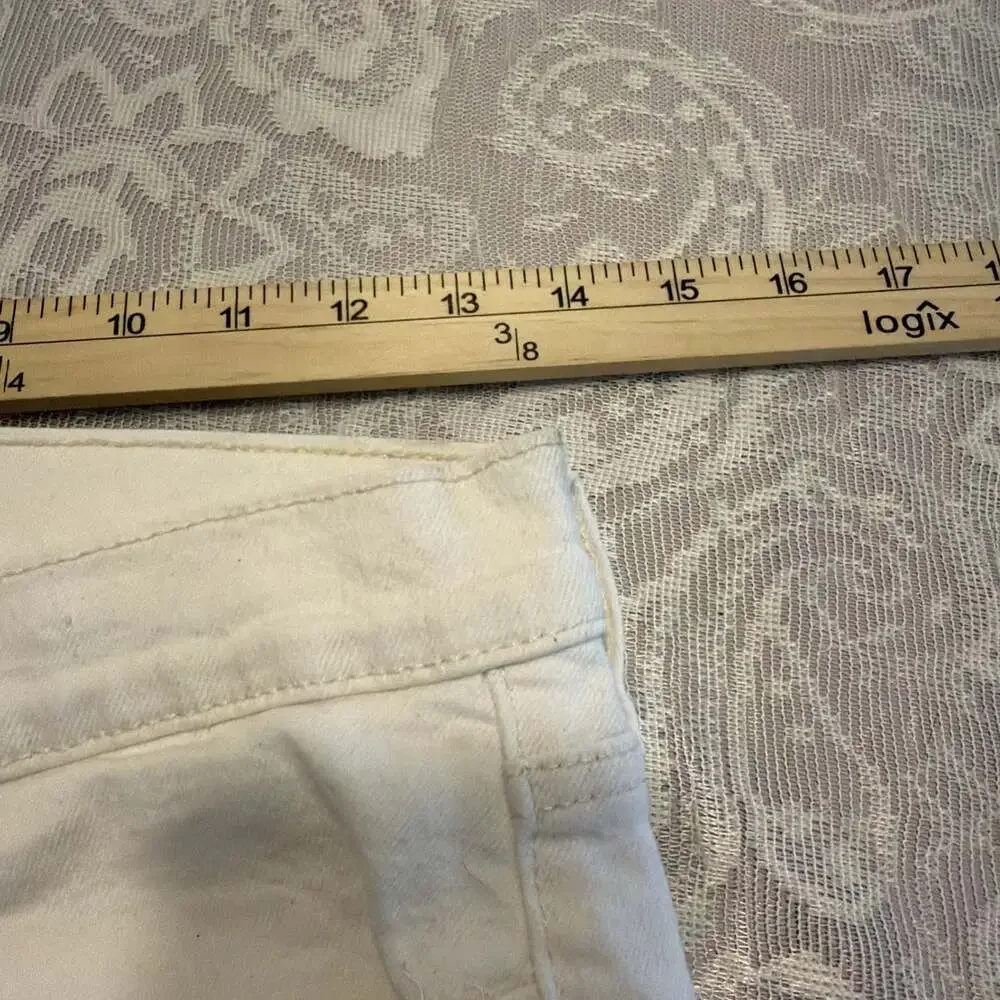 White Calvin Klein Crop Jeans 10P/28”/23” Cottage Core,Meas In Pics Coastal